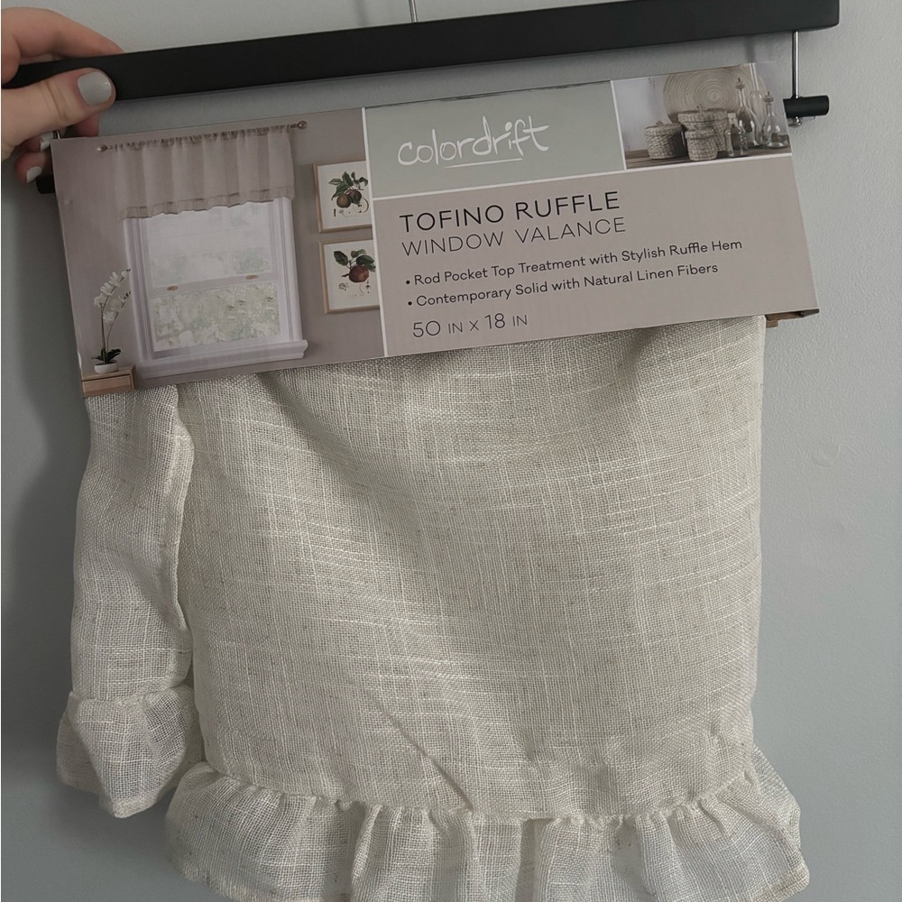 ColorDrift Tofino Ruffle Window Valance NWT